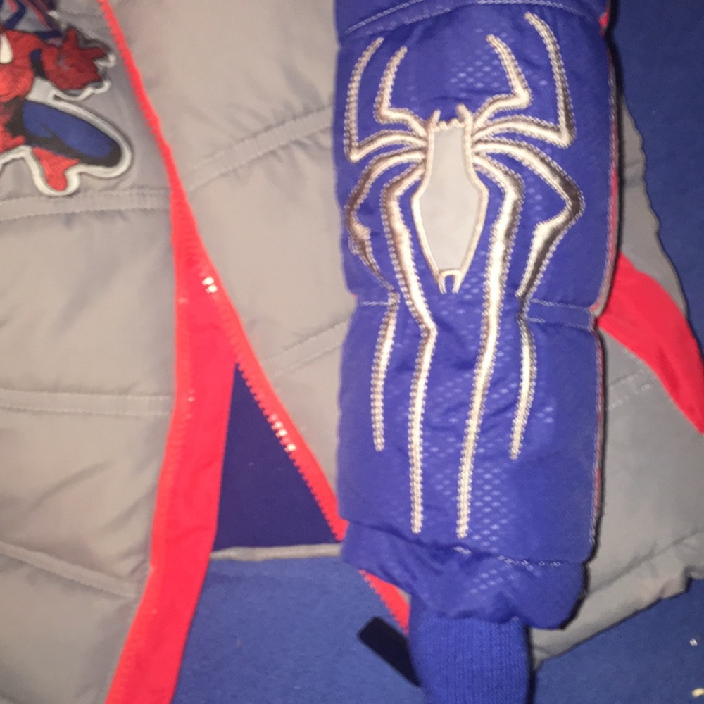 Spider-Man jacket - Picture 4 of 6